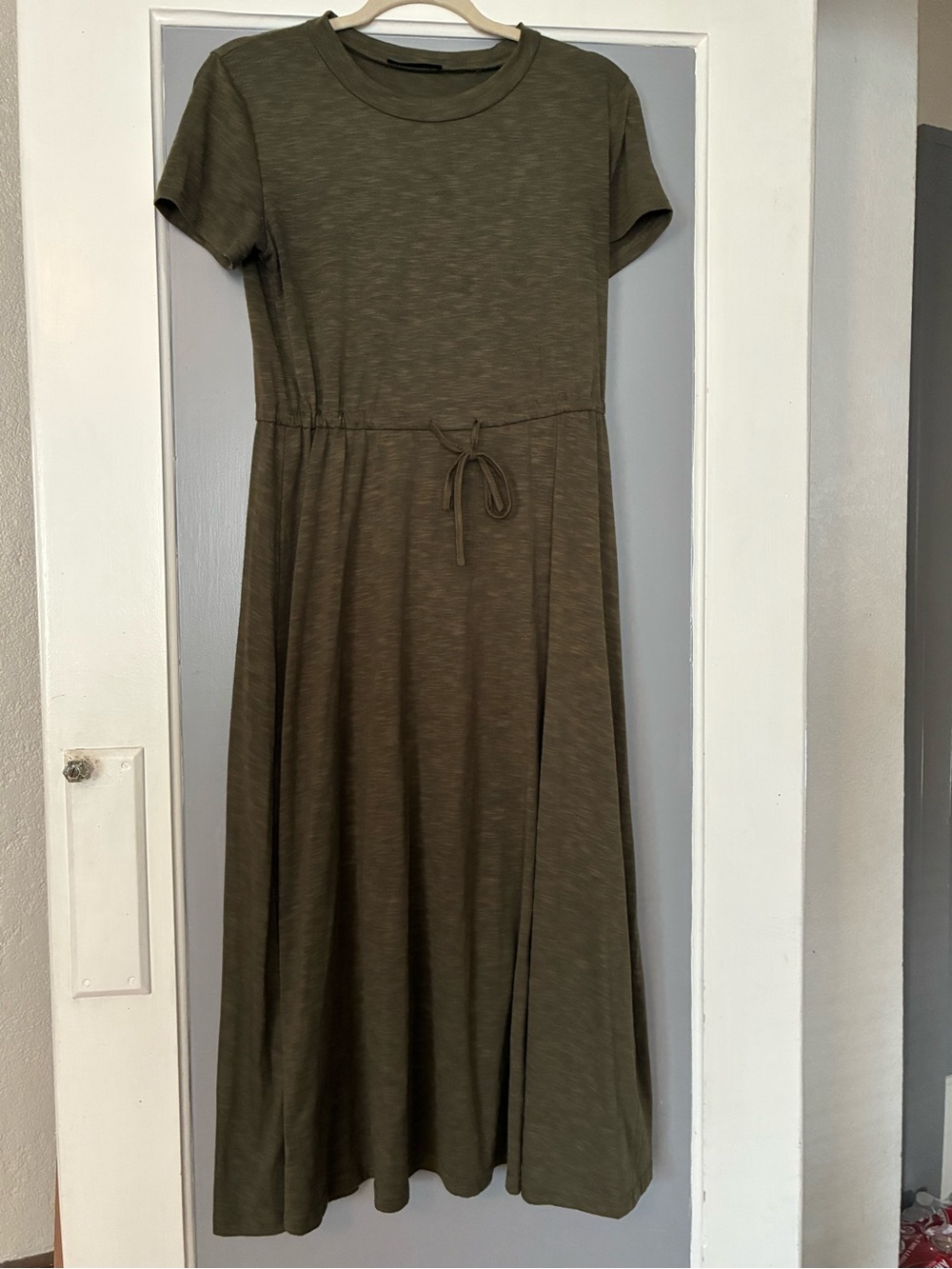 Olive Green Short Sleeve Drawstring Waist Dress